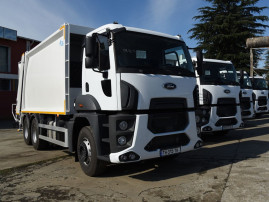 Müllcontainer und andere Ausrüstung für Georgien - 3